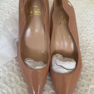 Elegant  Nude high heel shoes